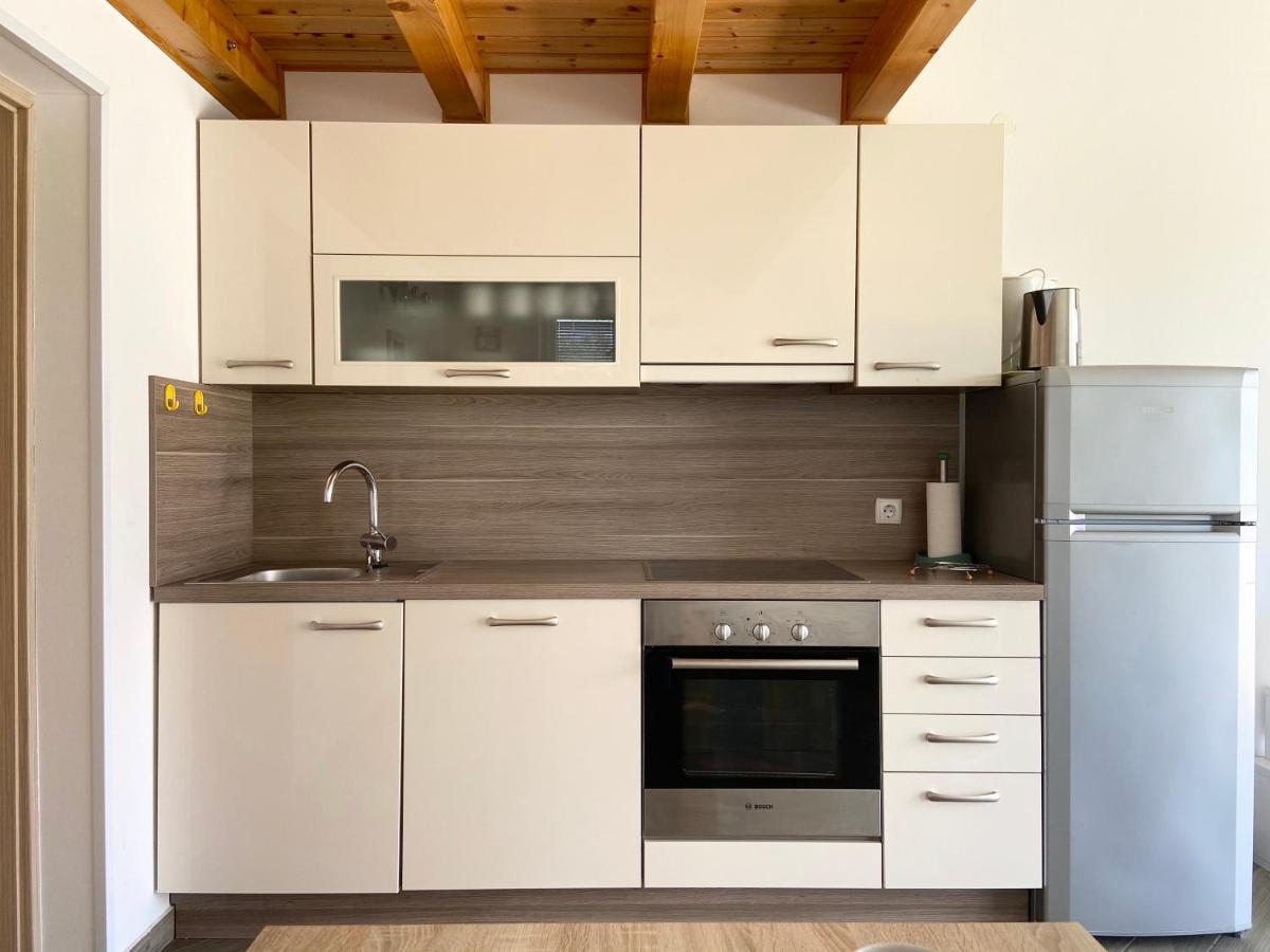 Apartments Pijaza Banjol Exteriér fotografie