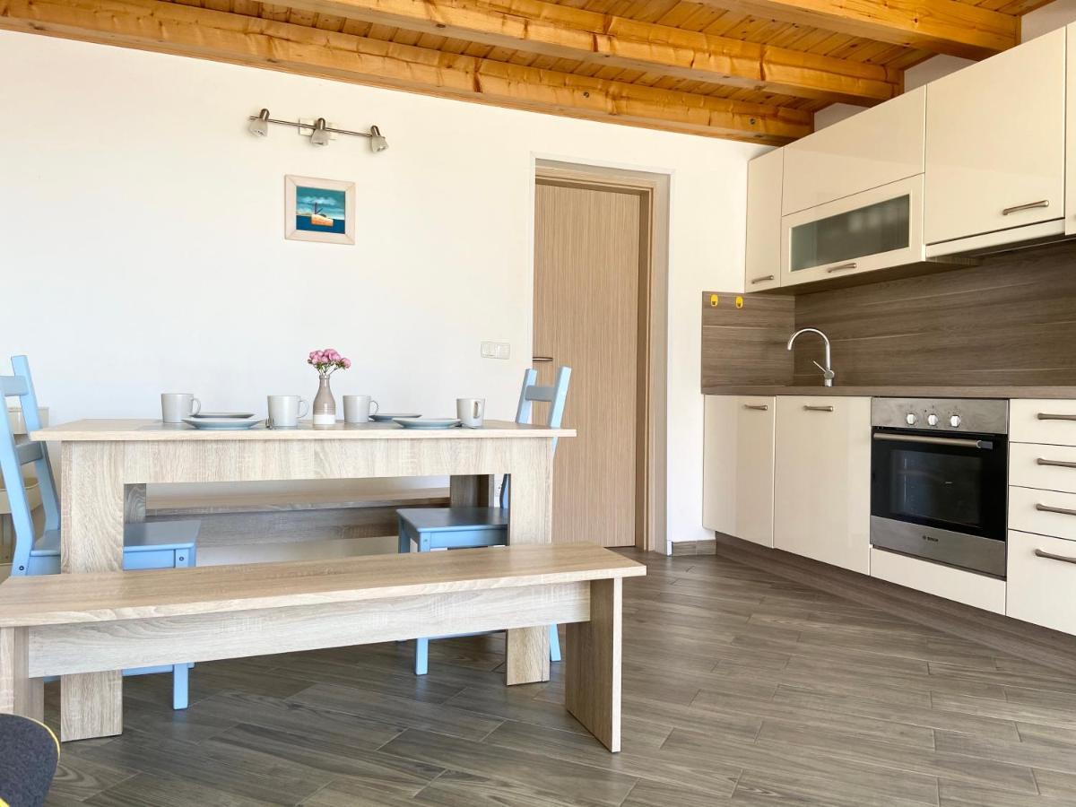 Apartments Pijaza Banjol Exteriér fotografie