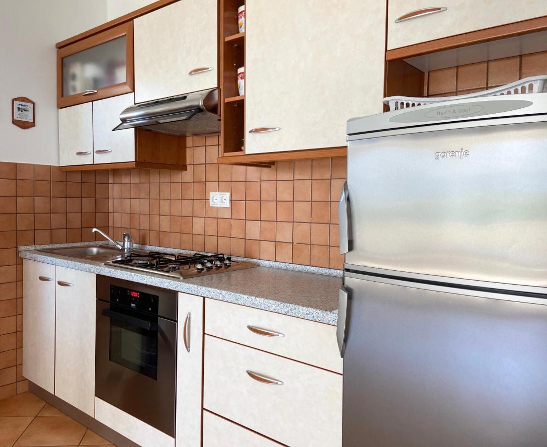Apartments Pijaza Banjol Exteriér fotografie
